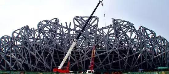 北京鸟巢建筑背后的故事,鸟巢建设的背后故事
