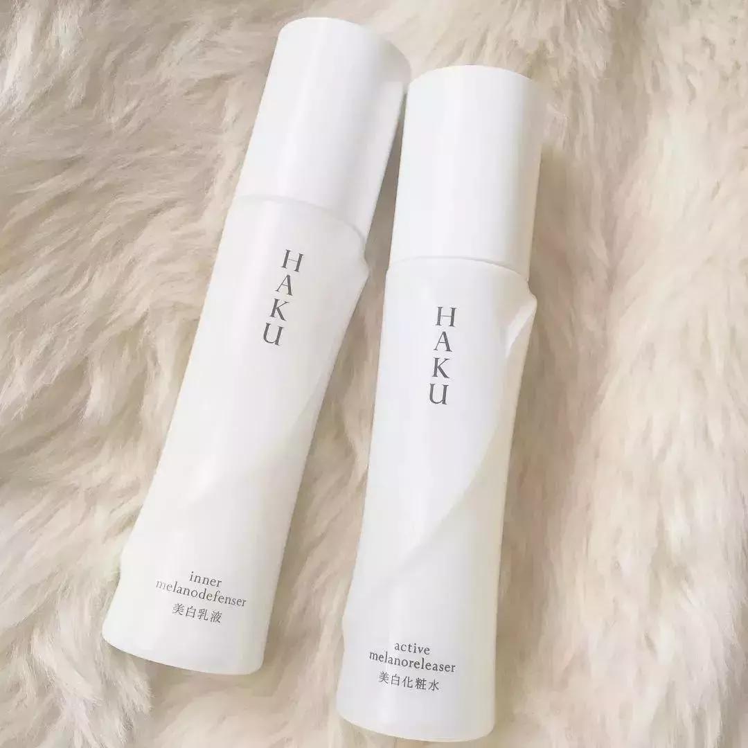 网红保湿美白水乳硬核测评：乳液用得好，肌肤美白滋润焕光芒