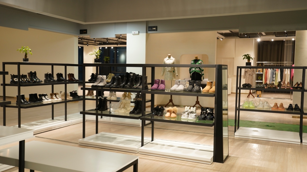 双十一薇诺娜更推荐哪个主播,双十一哪个主播带货薇诺娜