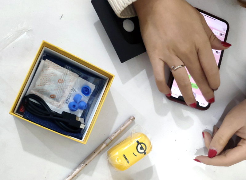 漫步者w3小黄人蓝牙耳机使用方法,漫步者小黄人蓝牙耳机