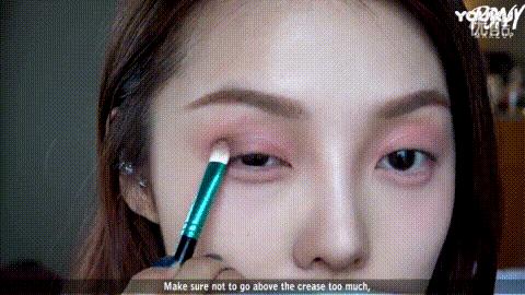 两秒钟搞定一个眼妆,手把手教气质减龄眼妆画法