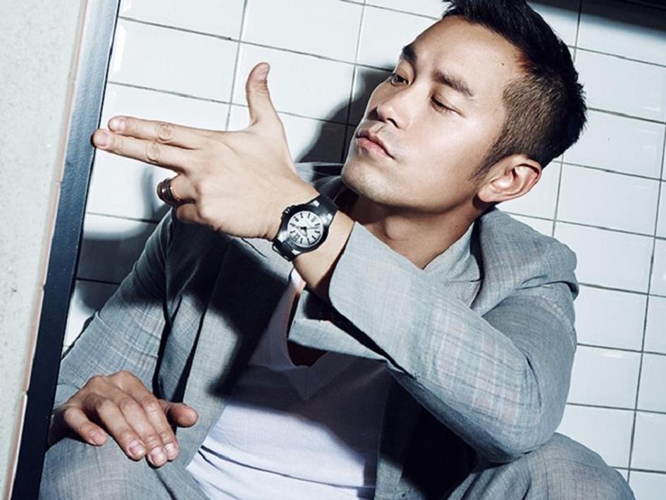 苗侨伟2023年有拍戏吗,63岁的苗侨伟的图片