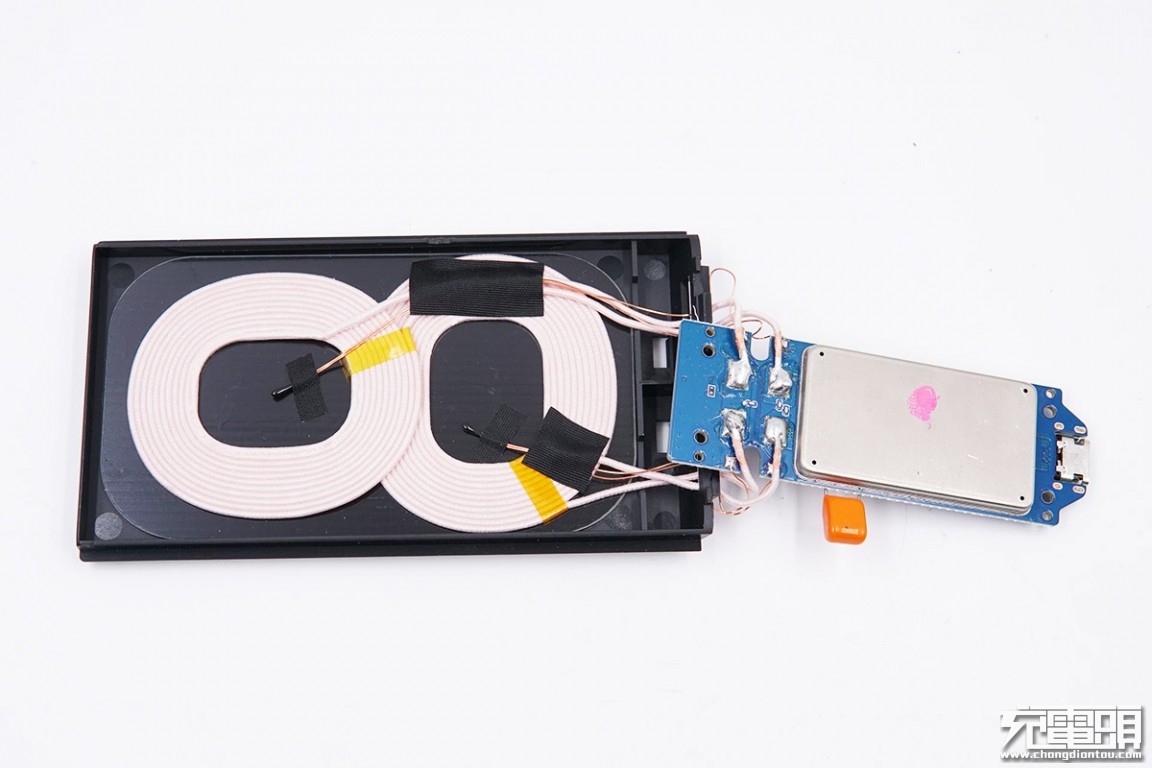 小米升降式无线充和80w无线充对比,小米20瓦无线充拆解