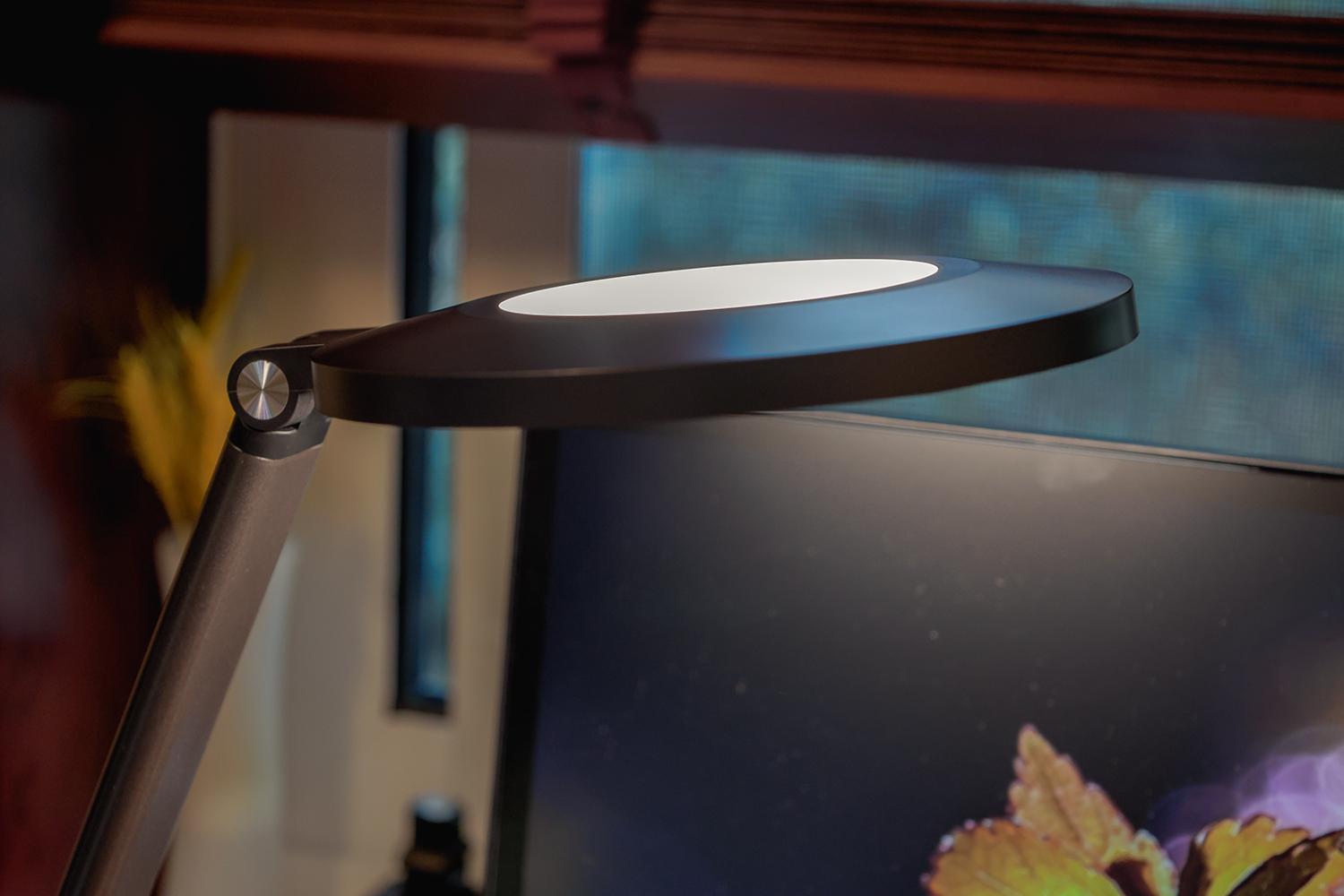 台灯护眼自动调节AA级,自动感应护眼台灯