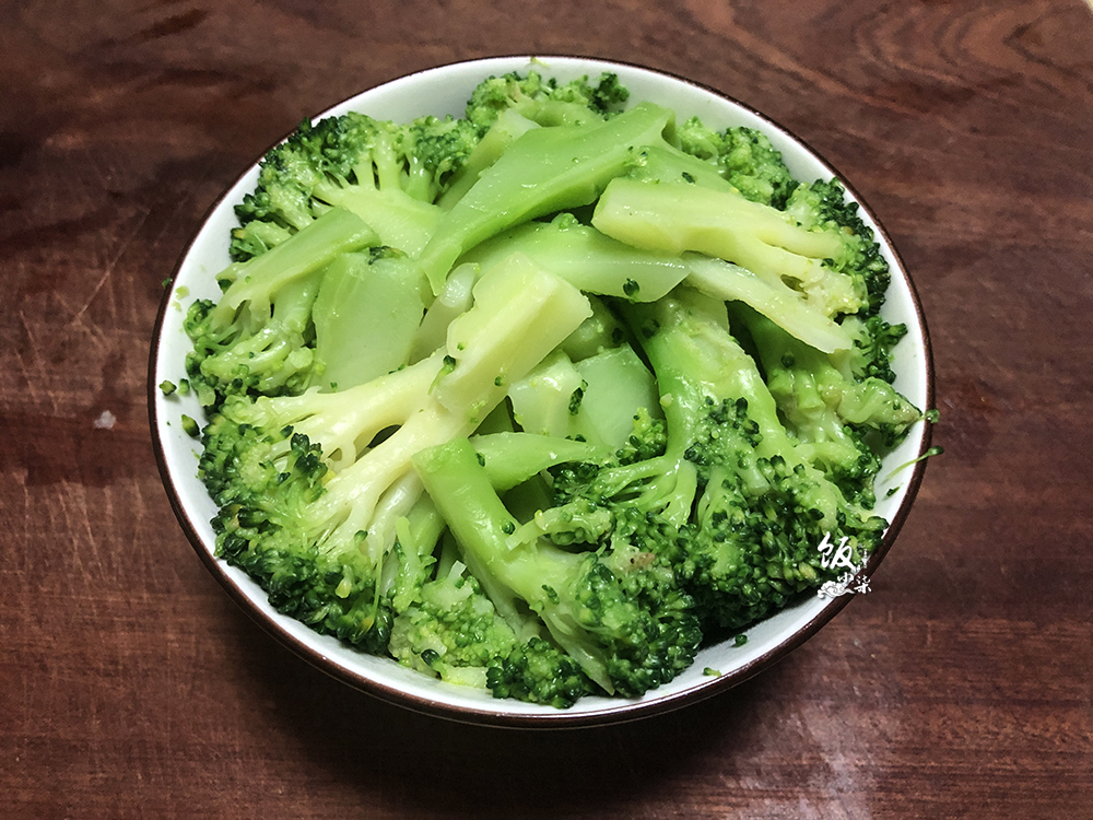 清洗西兰花别再用热水焯,西兰花清洗的方法窍门