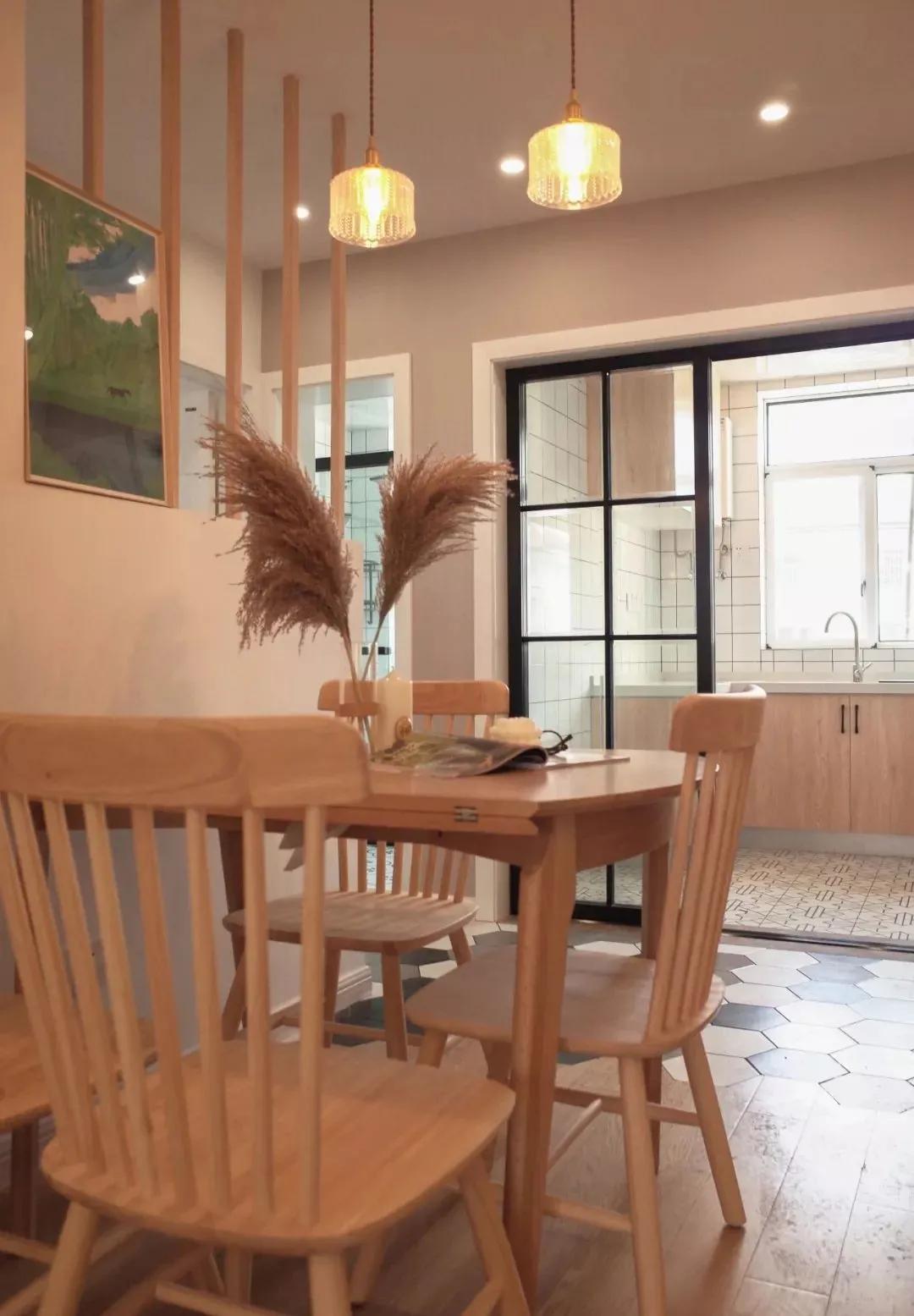 老房子翻新改造卧室ins风,老破小改造成温馨两层小院