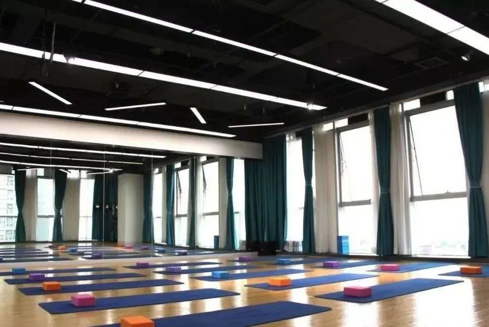 您护人民生命安全，我们愿您身体健康——成都健身机构感恩抗疫天使