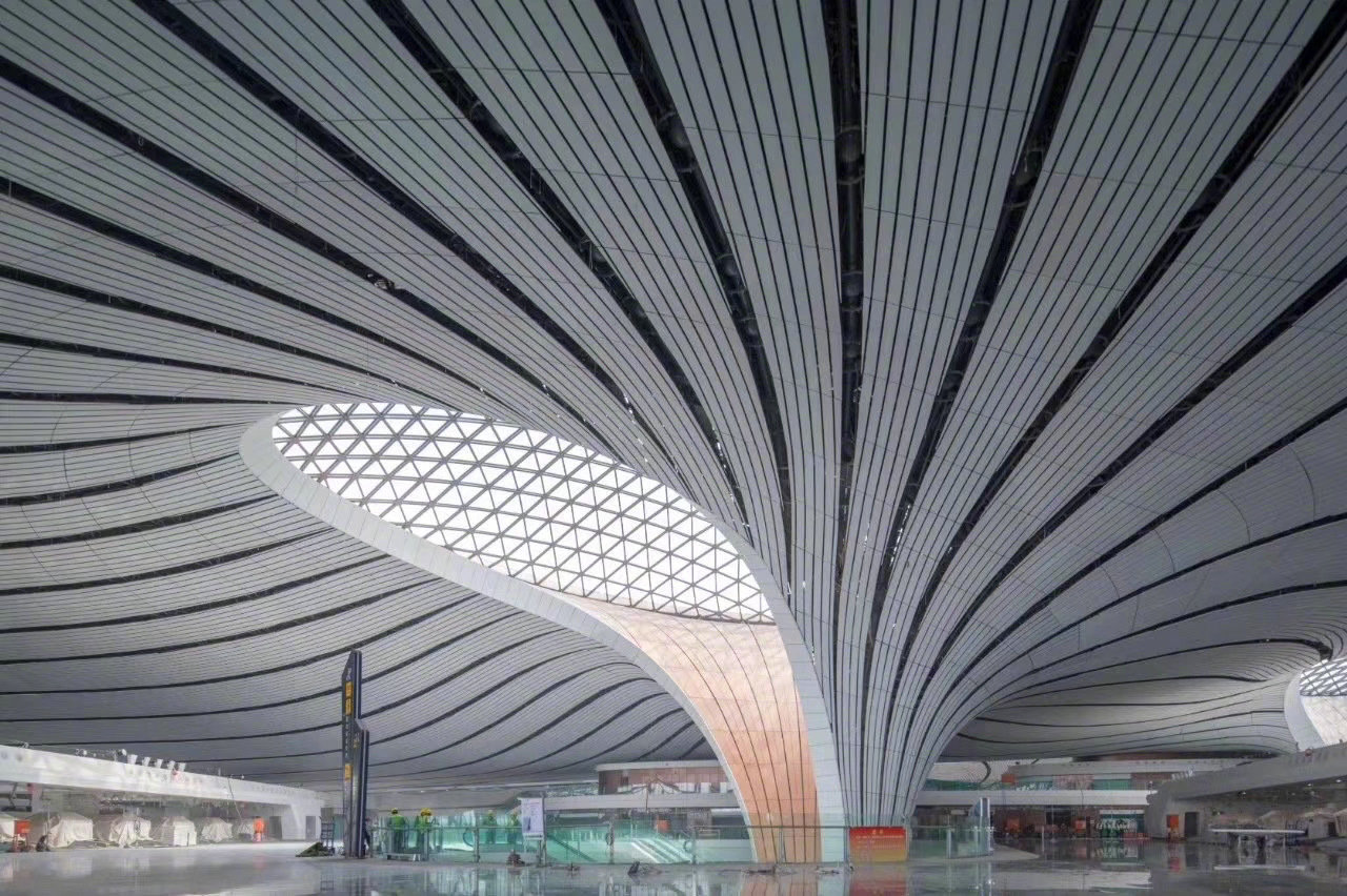 创造多项世界纪录,创造了十大让世界惊叹的奇迹