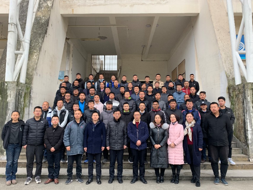 甘肃少儿足球培训班电话,兰州城关区足球培训学校