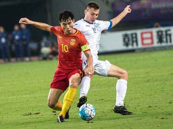 当年c罗的脚有多厉害,来看看c罗的脚力