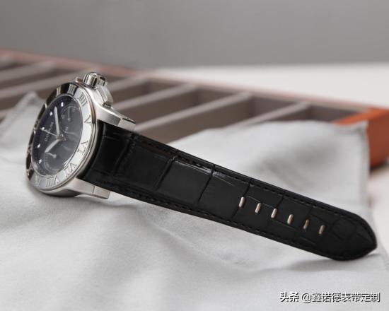 冬季有必要换皮表带,冬天适合戴皮表带还是钢表带