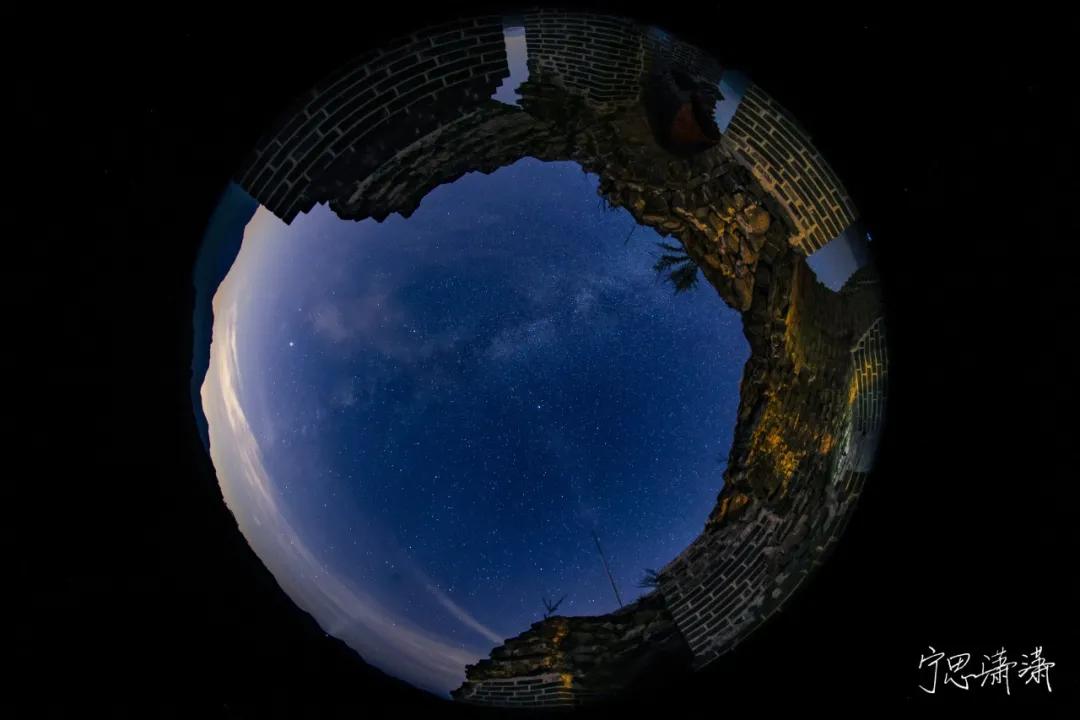 微单相机与单反相机有何区别 (单反无反微单三种相机的区别)