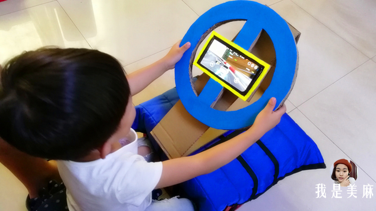 爸爸用废纸箱做的玩具,爸爸用废纸箱做汽车玩具