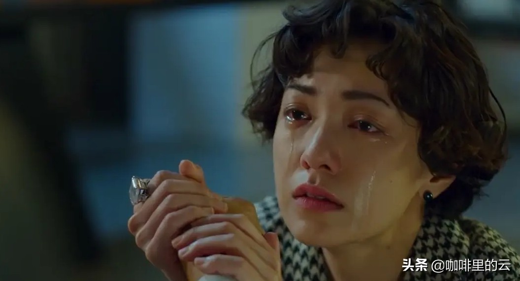 喜宝：童话故事里的灯最后都暗掉了，空有城堡和失去光彩的水晶鞋