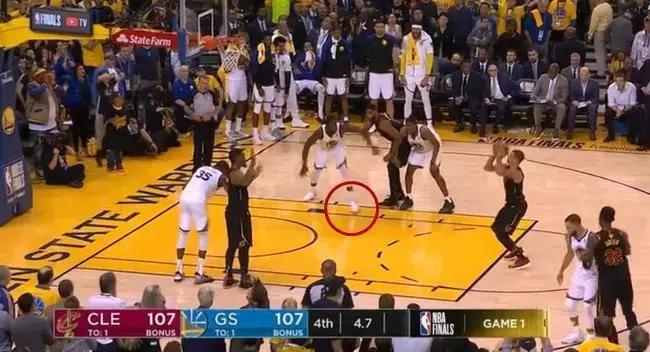 对裁判判罚不满的正确申诉途径,对裁判不满的反应