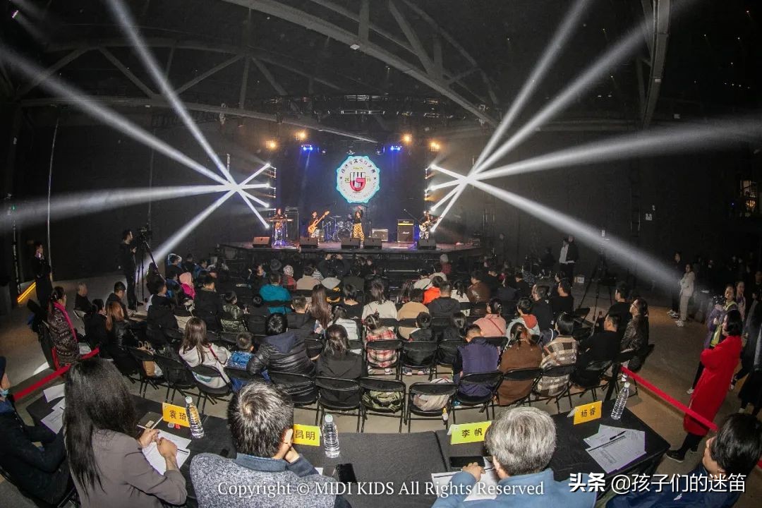 “想要个舞台证明自己，让你听到我们坚持梦想的声音”