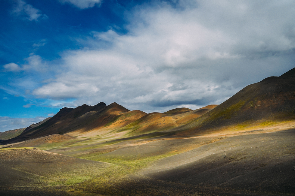 高桥伸哉镜头下的旅行｜壮观的冰与火山之国，和朋友去了一圈冰岛