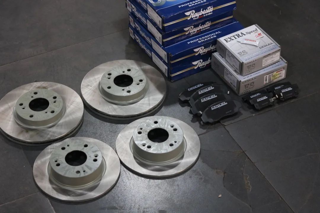 怪兽翻新车,怪兽修车翻新艾力绅