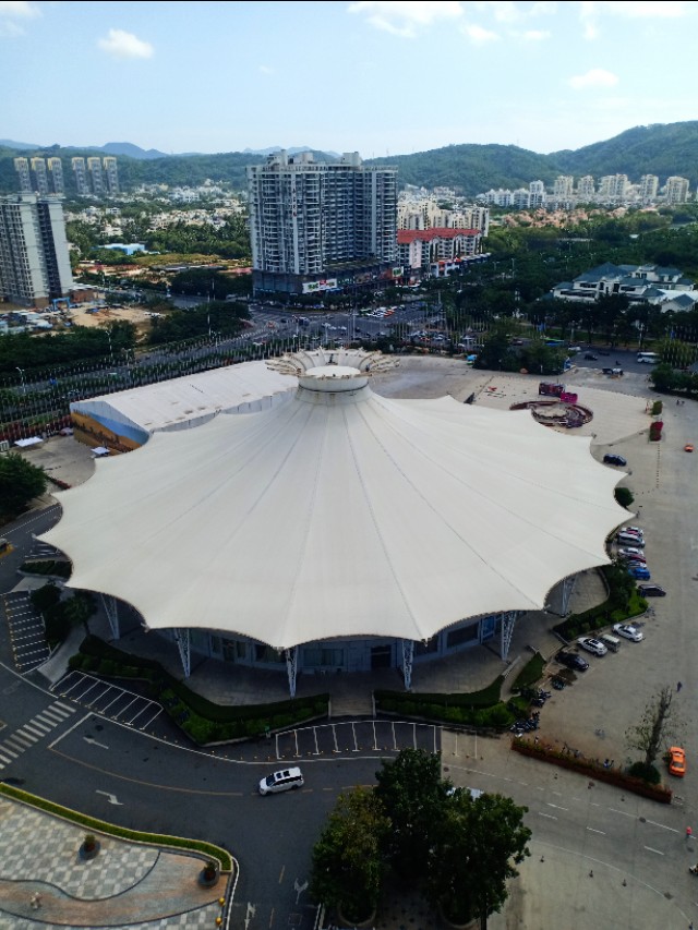 美丽之冠大树酒店,美丽之冠大树酒店距离海边多远