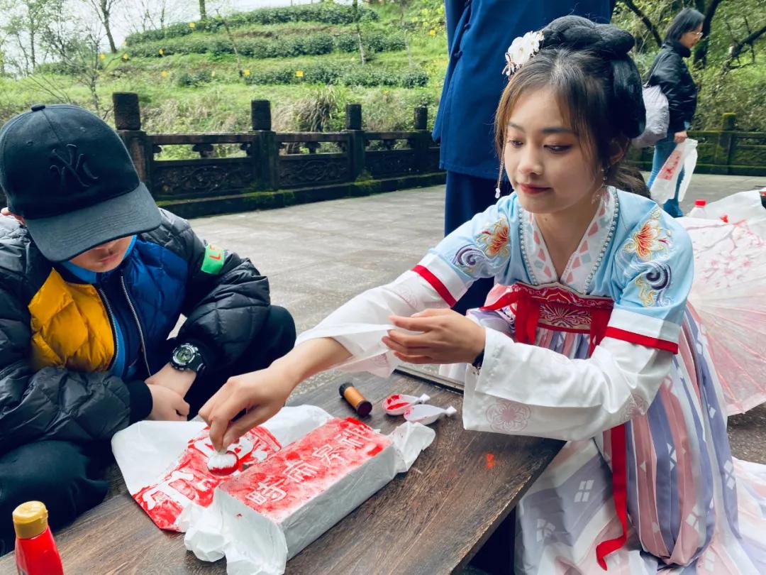 齐云山最新旅游攻略,自己游齐云山旅游攻略