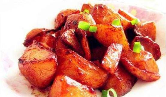 广丰墨鱼干炒白菜的做法,墨鱼素炒菜的做法