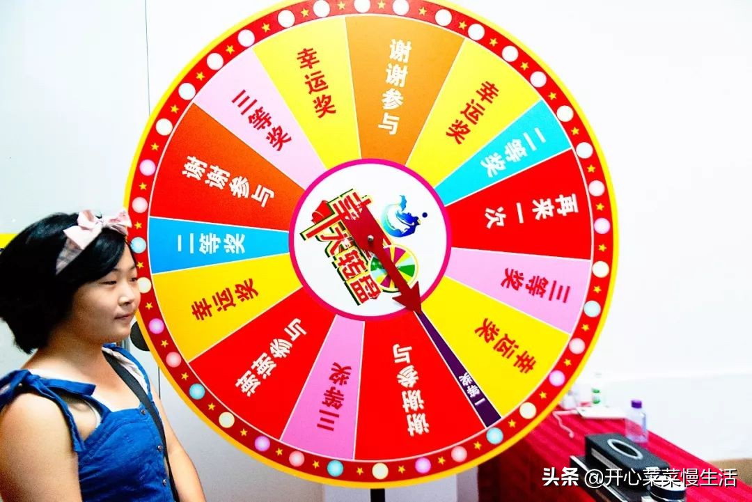 珠海第一座桥珠海大桥 (建造香港澳门珠海大桥花了几年)