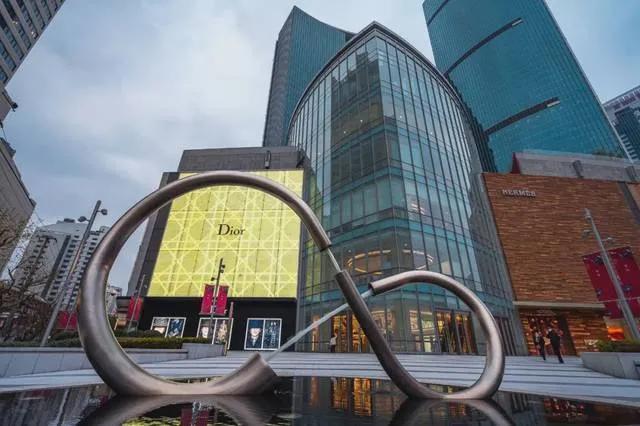 上海购物哪里既便宜又好,上海购物中心哪个好玩