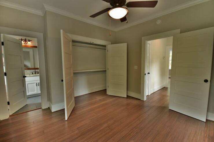 卧室门为什么不平开,为什么卧室的门不能正对门口