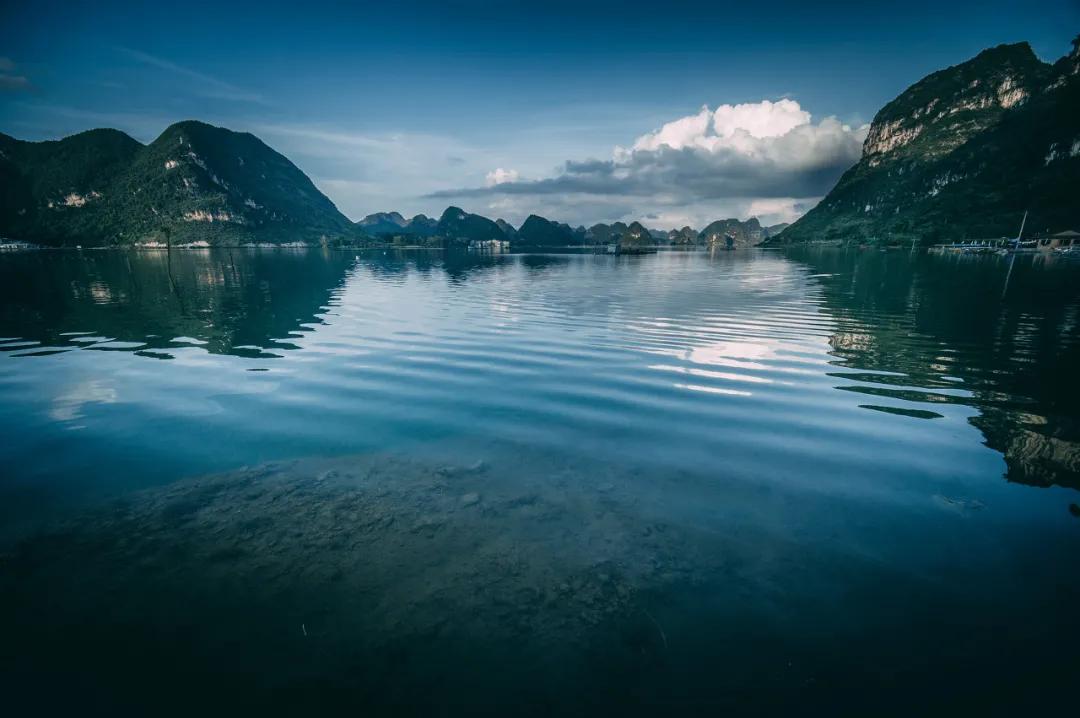 广西这片地方，美如仙境，万里雪白花海，春去旅居好去处
