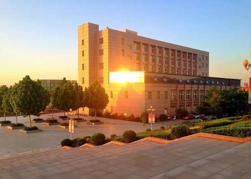 山东省曲阜市齐鲁理工学院,山东八大高校民办