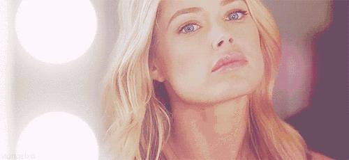 指甲半月牙少是怎么回事,指甲上月牙少是不是身体不好