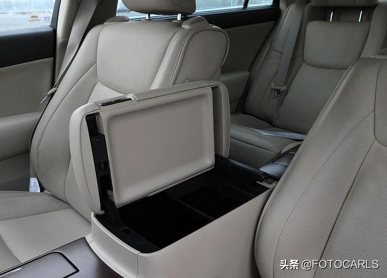 丰田皇冠4.3lv8,丰田皇冠12代4.3v8试驾