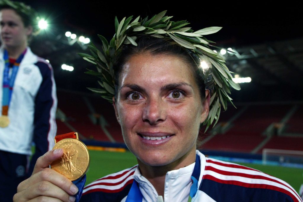 中国女足第一人孙雯身价,孙雯获得过世界足球小姐