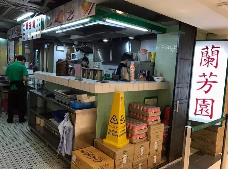 香港旅游攻略，这座中国人口最密集之城，昂贵房价让人遥不可及