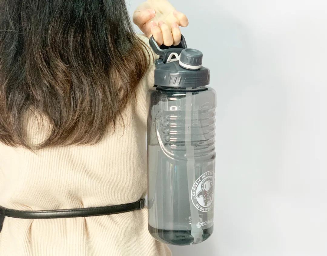 颜值高还耐用的运动水杯,便携式品牌运动水杯排行榜前10名