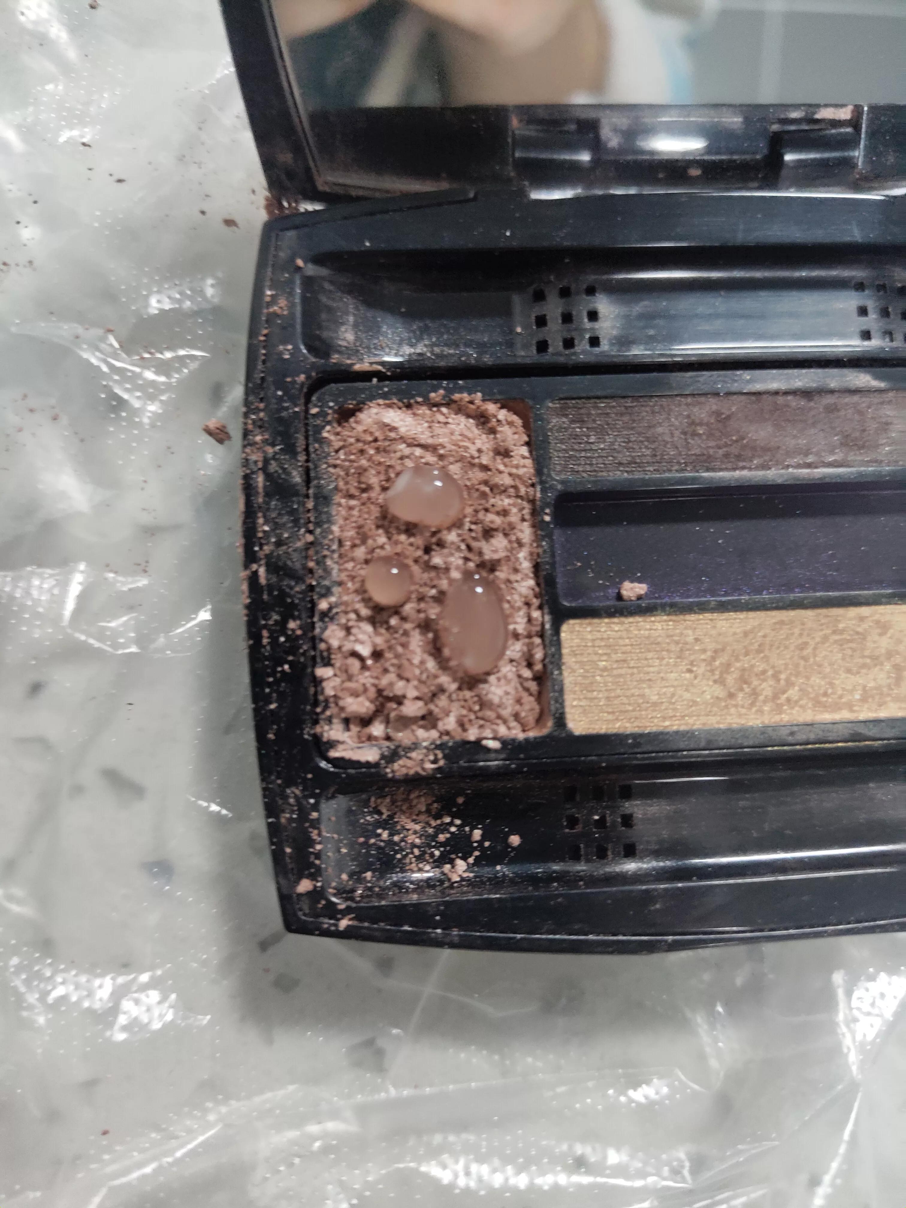 兰蔻眼影盘碎了,兰蔻眼影怎么修复