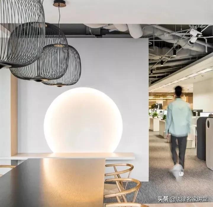 盘点那些颜值超高的警察,国内外顶尖律所