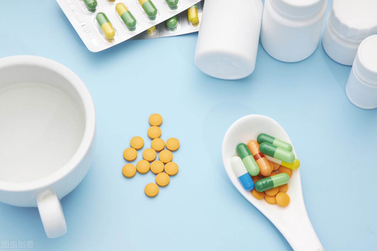 养宠经验50字,狗狗一直呕吐不拉稀怎么办