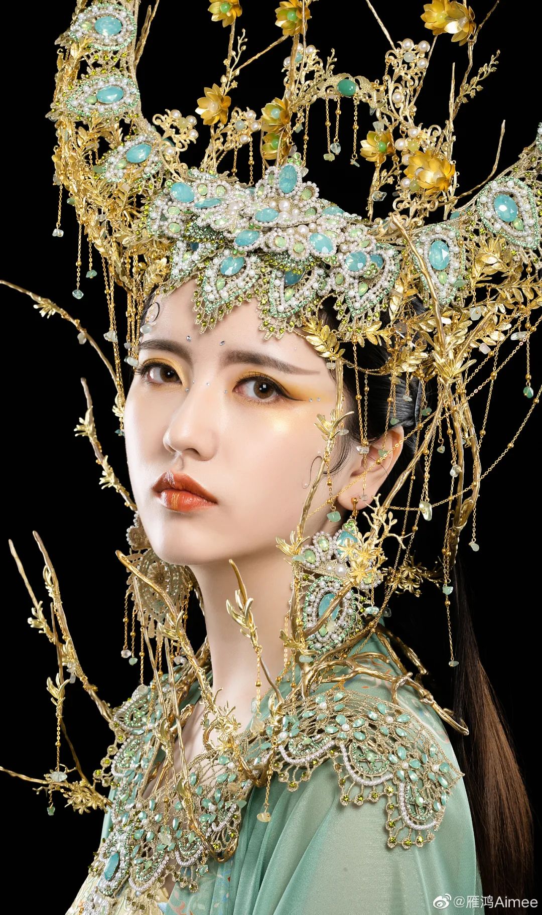 护士小姐用5毛钱的易拉罐，随手一剪猛翻千万倍，网友：手艺牛逼