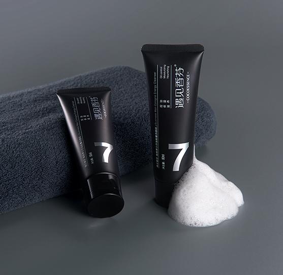 男士如何选择合适的洗面奶,男士洗面奶与女士洗面奶的区别