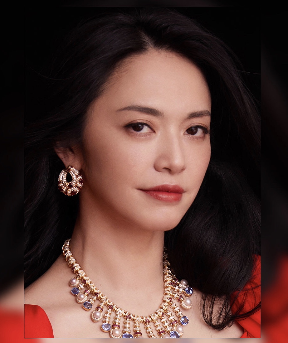 女士涂口红的正确方式,女人涂口红的时候千万不要打扰