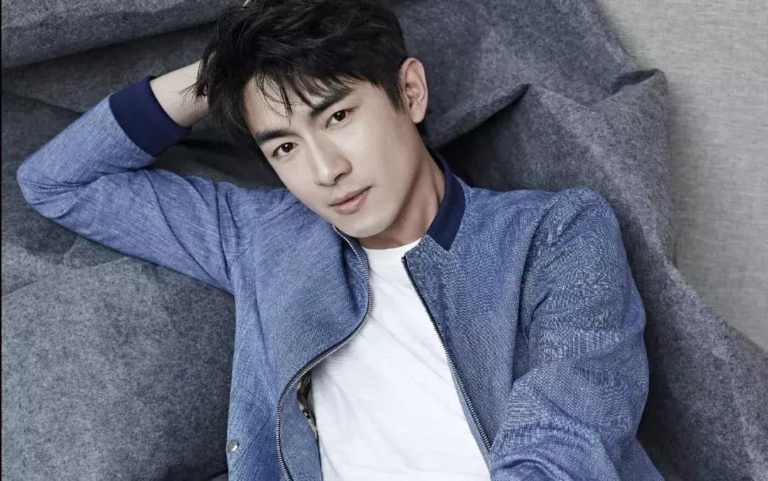 鄂尔多斯和波司登哪个好,类似波司登和鄂尔多斯的牌子