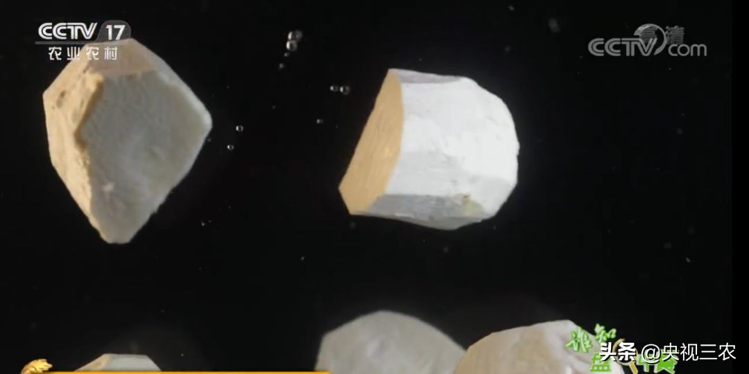 五星级大厨教你冬笋怎么没有涩味,冬笋去除涩味凉水下锅还是开水