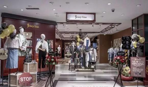 对比阿依莲、CCDD，这个少淑女装更受90、95后的青睐