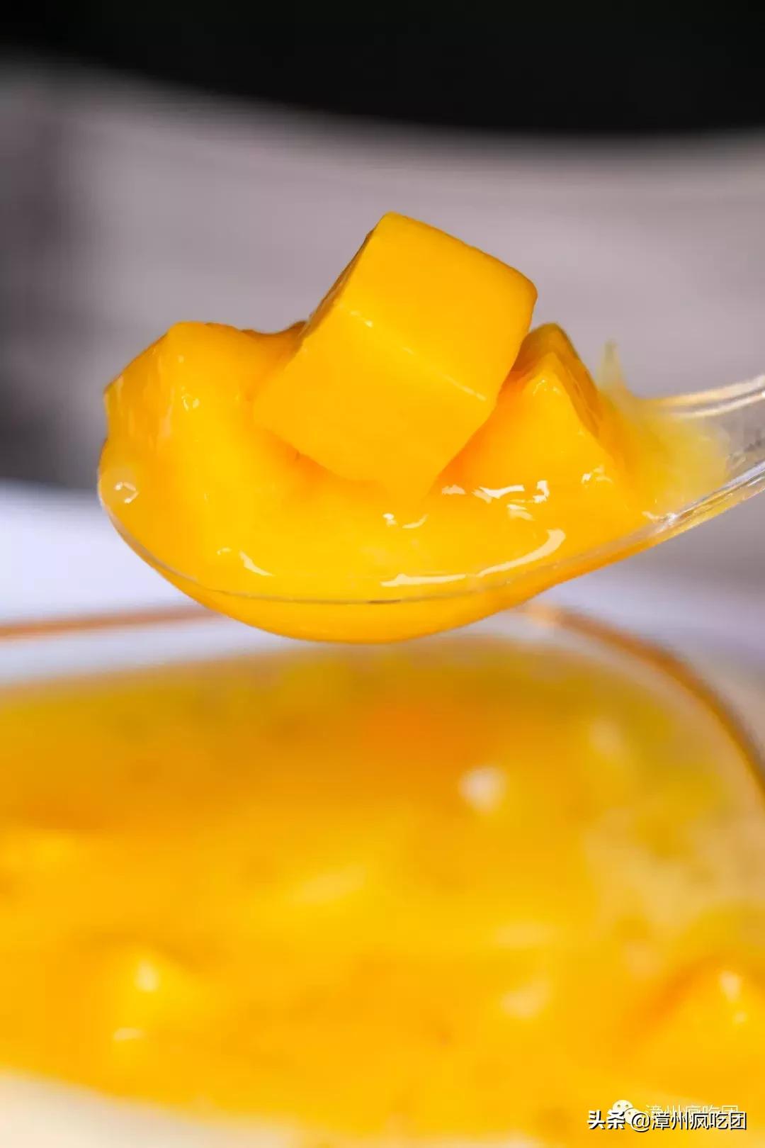 这对夫妻在古城开了一家小店!回头客特别多!好多创意港式甜品!