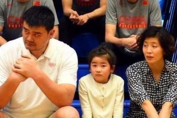姚明女儿身高最新数据,姚明女儿现在真实身高