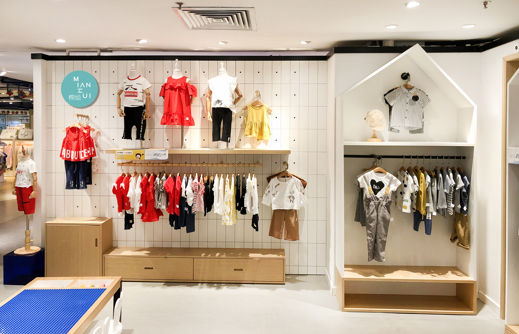 最适合穷人开的店童装加盟店推荐,童装加盟店10大品牌免费铺货