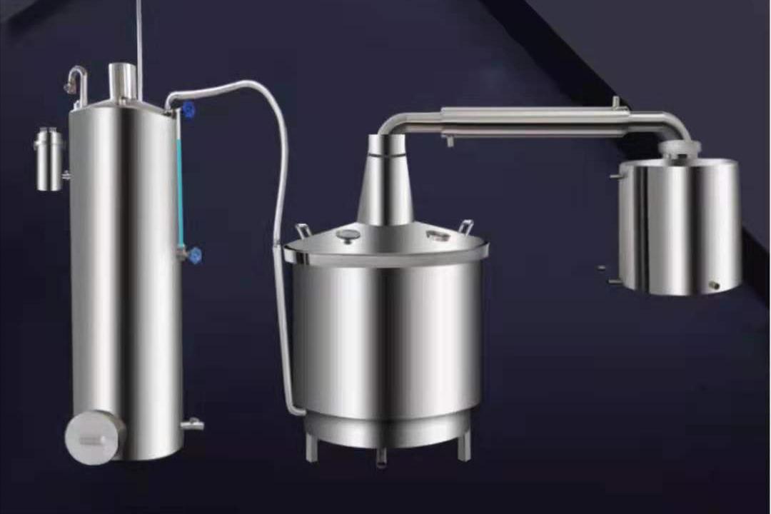 一套小型的家庭式自动化酿酒设备,搞一台酿酒设备一年能够赚多少钱