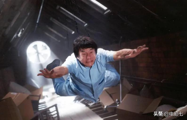 成龙第一部千万票房电影,投资9600万票房大破5亿