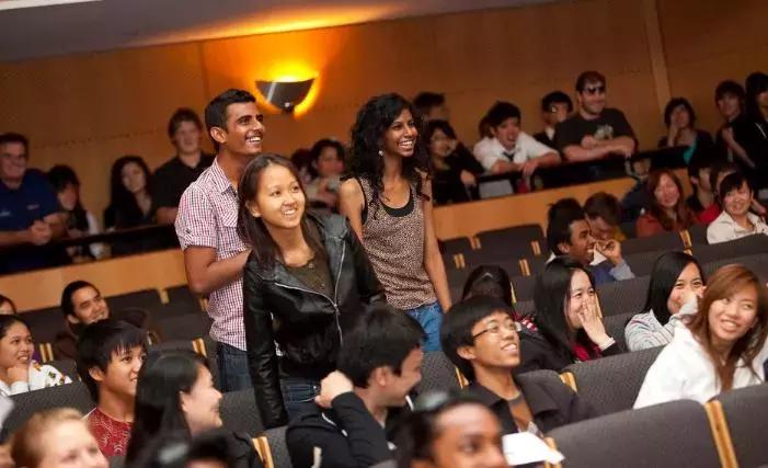 送孩子出国的真正用意,送孩子出国的真正原因